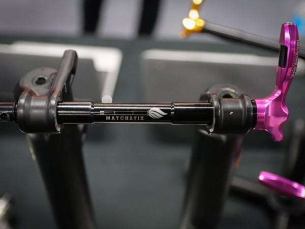 Interbike 2016: Industry Nine конкурирует со Specialized